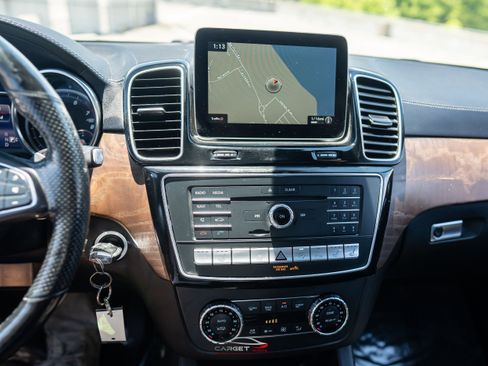 Used 2018 Mercedes-Benz GLS 550 4MATIC w/ Driver Assistance Package image 28