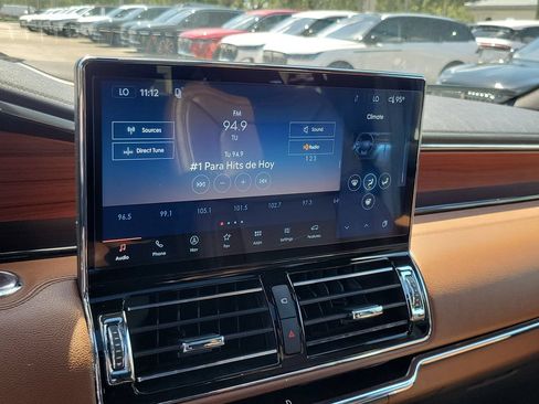 Certified 2024 Lincoln Navigator Reserve AWD/4WD image 24