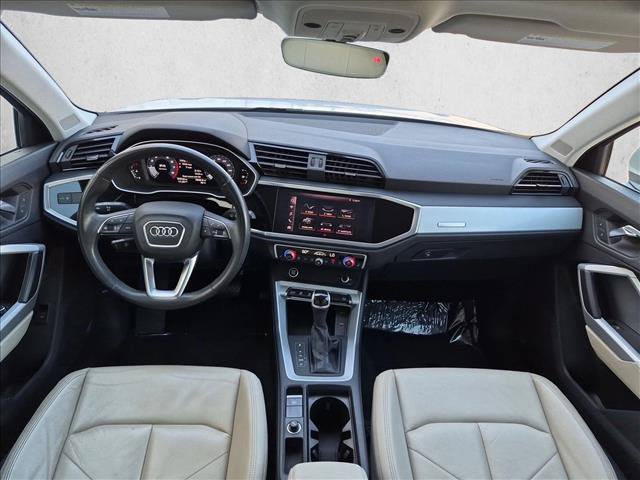 Used 2021 Audi Q3 2.0T Premium w/ Convenience Package AWD/4WD image 17