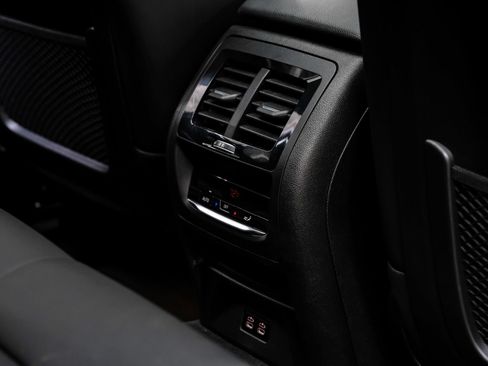 Used 2024 BMW X4 xDrive30i image 41