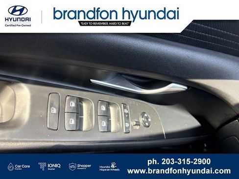 Used 2024 Hyundai Elantra SEL FWD image 13
