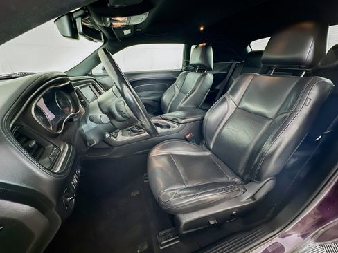 Used 2021 Dodge Challenger SXT w/ Plus Package RWD image 13