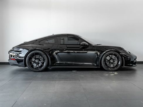 Certified 2024 Porsche 911 GT3 RWD image 8