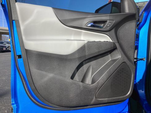 Used 2024 Chevrolet Equinox LS w/ Driver Confidence II Package image 29