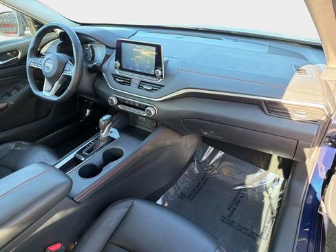 Certified 2021 Nissan Altima 2.5 SR image 16