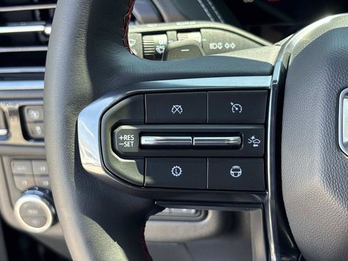 Used 2026 GMC Yukon XL AT4 Ultimate image 19