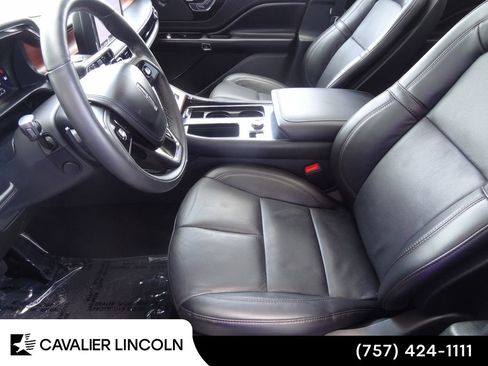 Certified 2024 Lincoln Aviator Reserve w/ Elements Package Plus RWD image 6