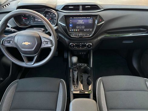 Used 2021 Chevrolet TrailBlazer LT w/ Convenience Package image 15