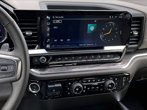 Used 2024 Chevrolet Silverado 1500 LTZ image 6