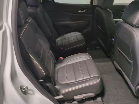 Used 2023 GMC Acadia Denali w/ Denali Ultimate Package image 27