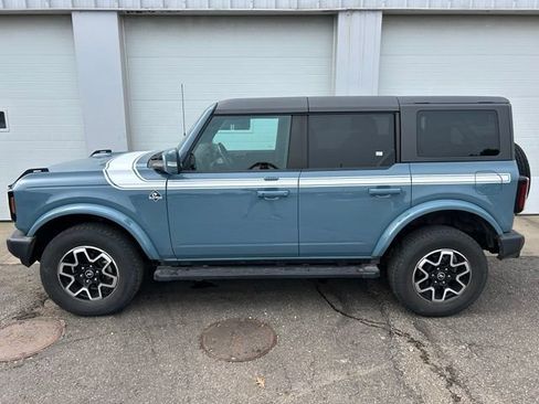 Certified 2022 Ford Bronco Outer Banks AWD/4WD image 3