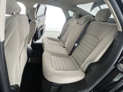 Used 2019 Ford Fusion S image 43