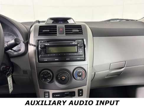 Used 2012 Toyota Corolla LE image 5