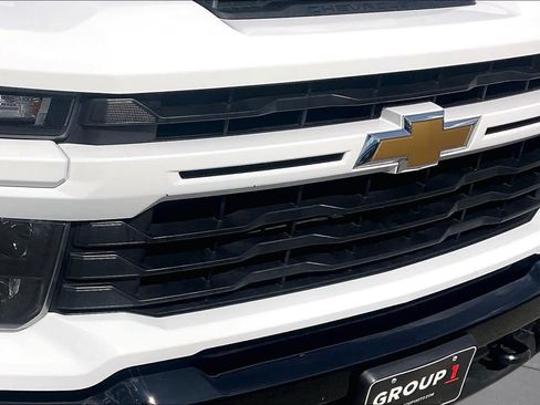 Used 2024 Chevrolet Silverado 2500 Custom w/ Custom Value Package AWD/4WD image 31
