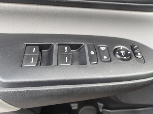 Used 2019 Honda CR-V LX image 15