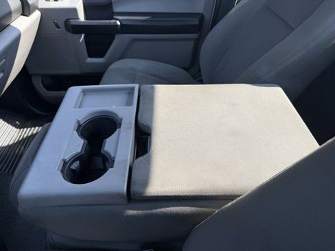 Used 2017 Ford F450 XL w/ Power Equipment Group image 27