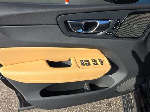 Used 2023 Volvo XC60 T8 Ultimate w/ Protection Package Premier image 10