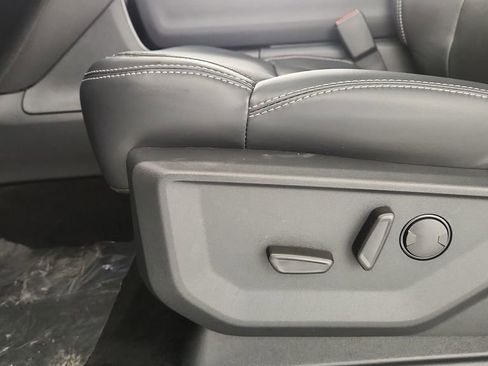 New 2025 Ford Expedition Max Platinum w/ Driver's Package AWD/4WD image 19