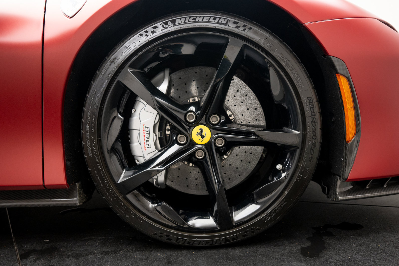 Used 2021 Ferrari SF90 Stradale AWD/4WD image 31