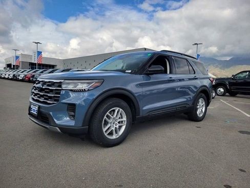 New 2026 Ford Explorer Active image 2