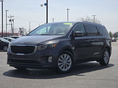 Used 2017 Kia Sedona EX image 1