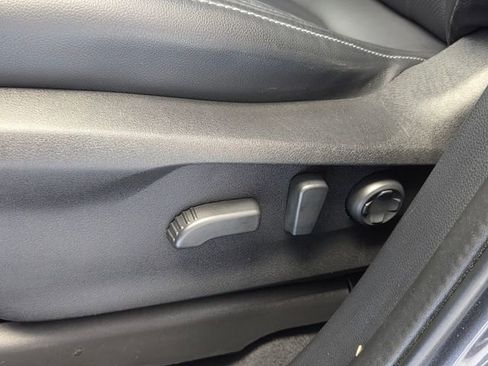 Used 2023 Subaru Ascent Limited w/ Technology Package image 11