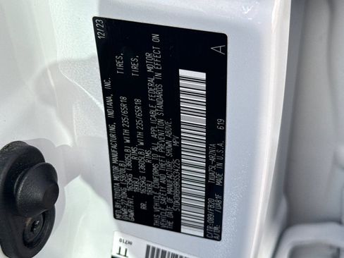 Certified 2024 Toyota Highlander LE image 36