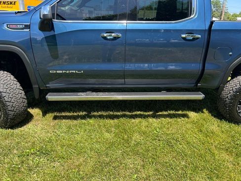 Used 2019 GMC Sierra 1500 Denali w/ Technology Package AWD/4WD image 12