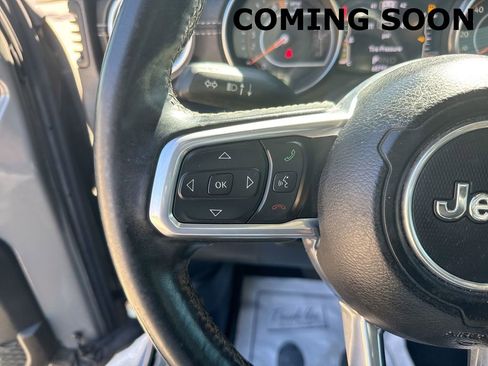 Used 2019 Jeep Wrangler Unlimited Sahara w/ Quick Order Package 24M Moab image 17