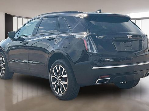 New 2026 Cadillac XT5 Sportv w/ LPO, Onyx Lite Package AWD/4WD image 3