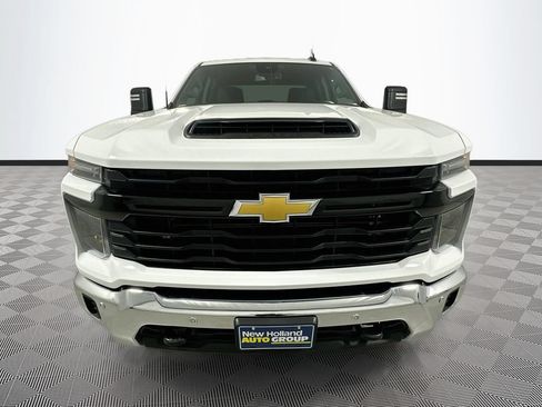 Used 2025 Chevrolet Silverado 3500 W/T w/ WT/CX Safety Package AWD/4WD image 3