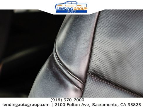 Used 2016 Cadillac Escalade ESV Platinum image 25