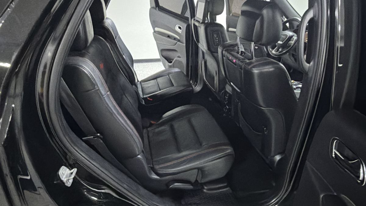 Used 2017 Dodge Durango R/T w/ Trailer Tow Group IV AWD/4WD image 33