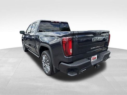 Used 2023 GMC Sierra 1500 Denali Ultimate AWD/4WD image 8