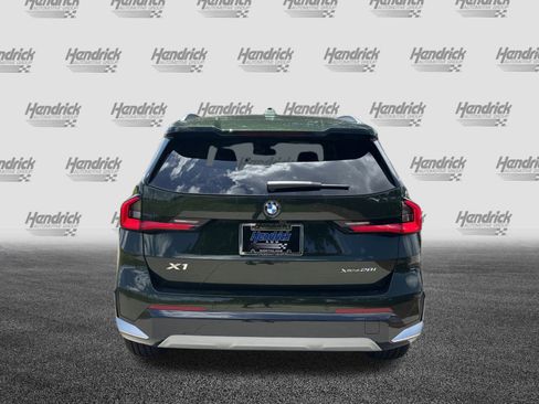 Certified 2025 BMW X1 xDrive28i w/ Technology Package image 8