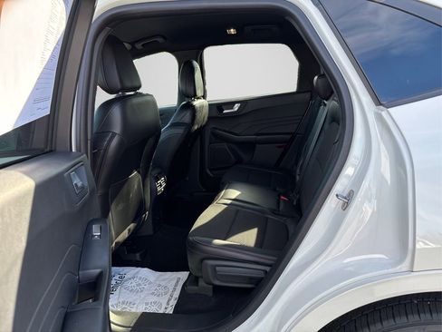 Certified 2023 Ford Escape ST-Line Elite image 10