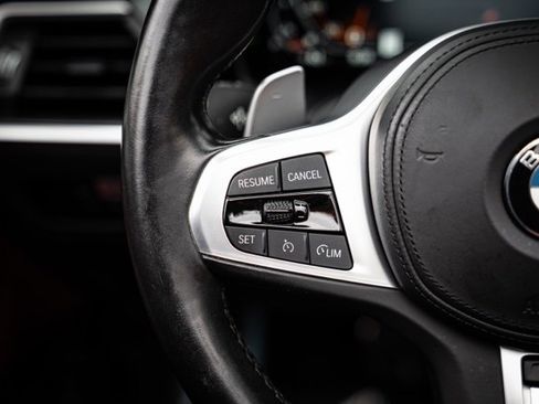 Used 2023 BMW M440i Convertible w/ Premium Package image 28