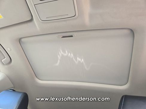 Used 2024 Honda CR-V EX-L image 11