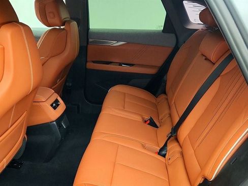 Used 2026 Cadillac Optiq Luxury 2 w/ LPO, Floor Liner Package AWD/4WD image 19