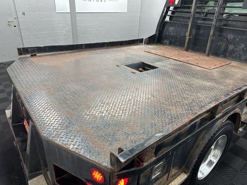 Used 2008 Ford F550 4x4 Crew Cab Super Duty image 12