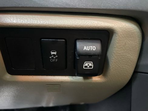 Used 2015 Toyota Sequoia Limited image 22