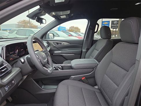 New 2026 Chevrolet Traverse LT w/ Midnight/Sport Edition image 8