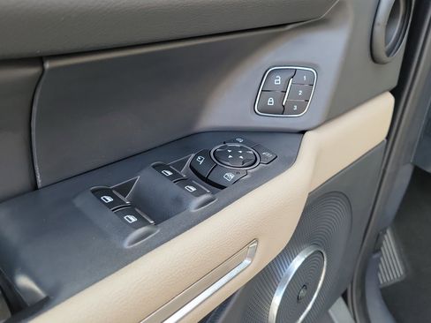 Used 2024 Ford Expedition Limited image 20