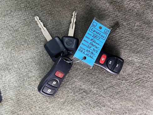 Used 2017 Nissan Frontier SV image 20