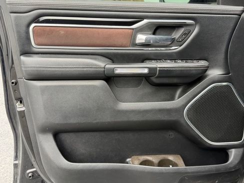 Used 2021 RAM 1500 Laramie w/ Sport Appearance Package image 13