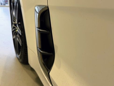 Used 2023 Kia Stinger GT2 image 7