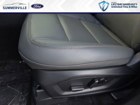 New 2026 Ford Explorer Active w/ Active Comfort Package RWD image 29