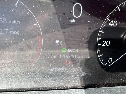 Used 2025 Honda Pilot EX-L image 12