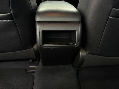 Used 2014 Toyota Camry SE FWD image 31