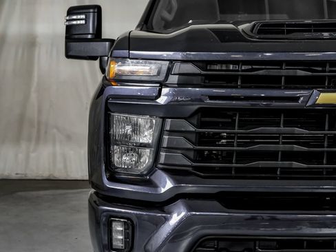Used 2024 Chevrolet Silverado 2500 LT AWD/4WD image 38
